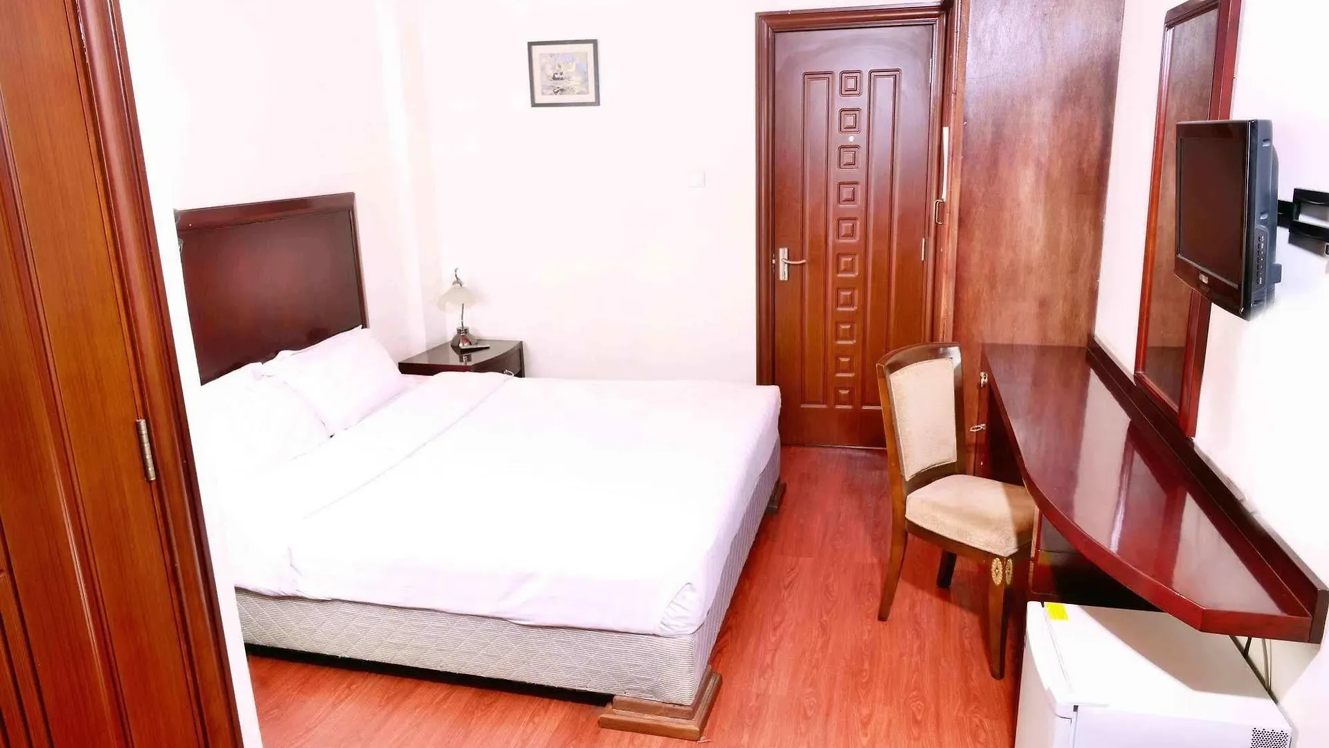 Adams Hotel Addis Ababa 3*,